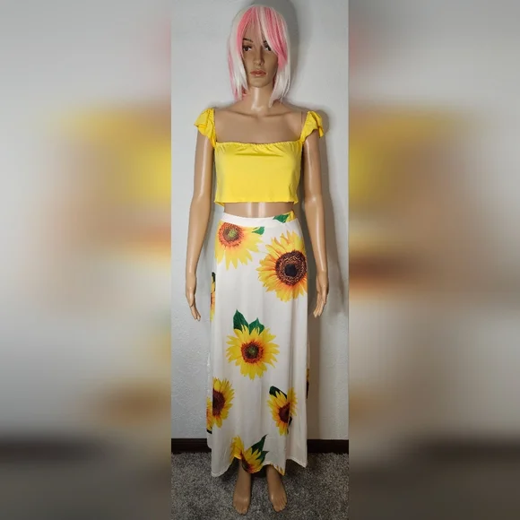 WOMEN'S OFF SHOULDER CROP TOP & SLIT MAXI SKIRT - NWOT - Picture 2 of 4